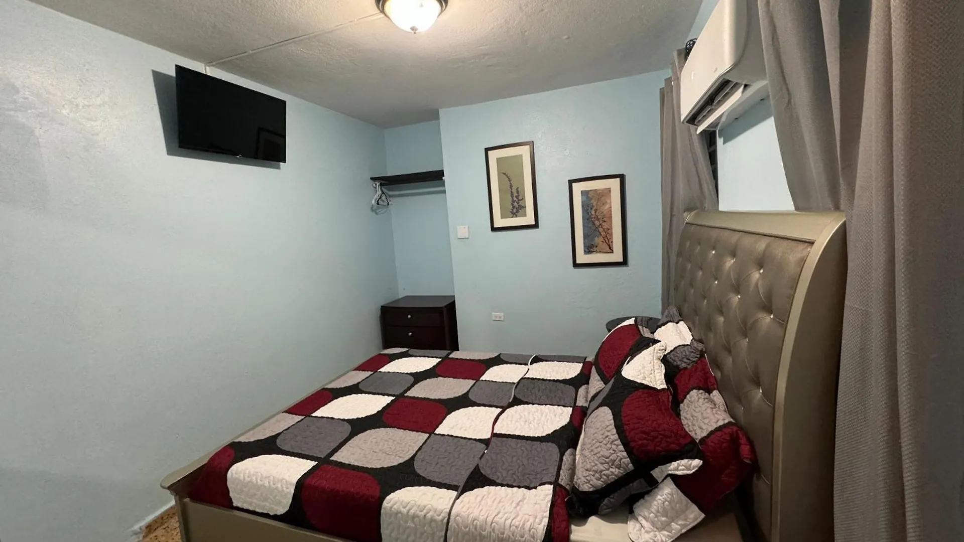 Apartment Laguna Spacious Private Studio Near Beach And Famous Restaurants, Unit 2 San Juan Puerto Rico